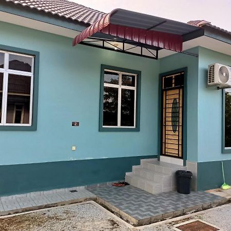 Ummi'S Homestay Besut Kampung Kuala Besut Ngoại thất bức ảnh