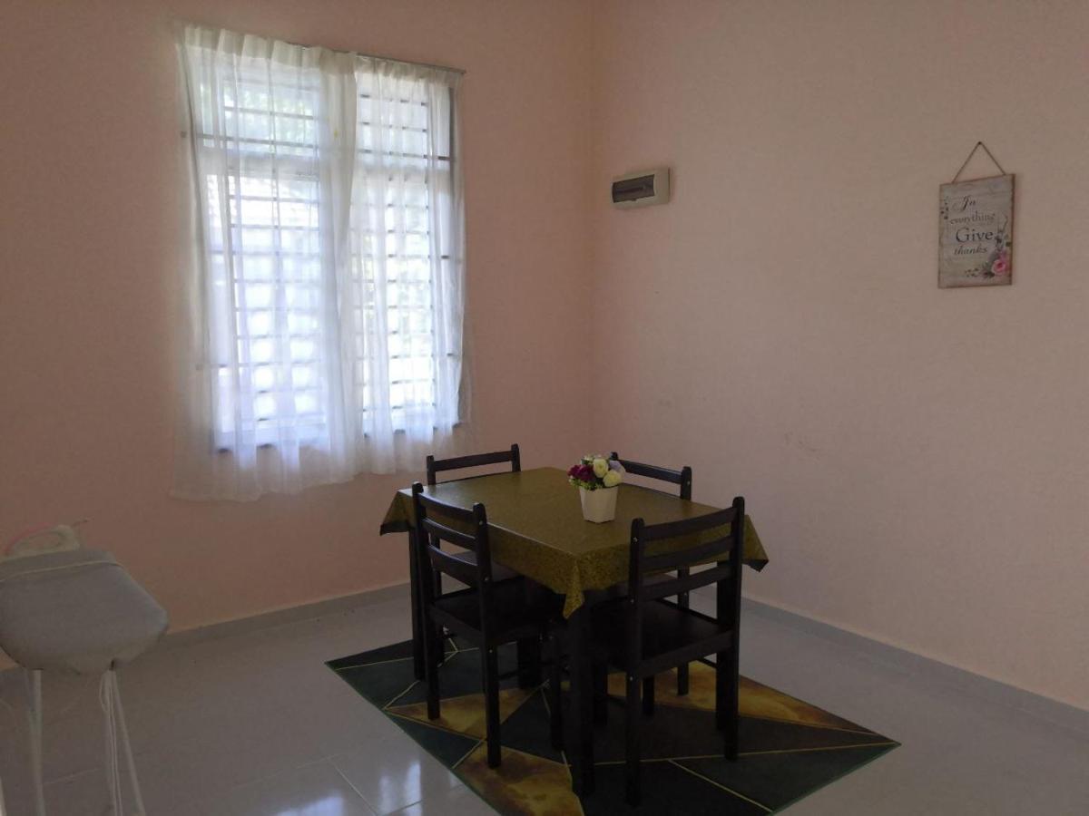 Ummi'S Homestay Besut Kampung Kuala Besut Ngoại thất bức ảnh